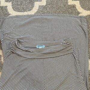Old Navy Maternity Long Skirt Size M
